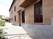 Особняк, 3 этажный, Канакер-Зейтун, Ереван
