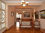 Առանձնատուն, 3 հարկանի, Արաբկիր, Երևան