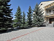 Առանձնատուն, Ծաղկաձոր, Կոտայք