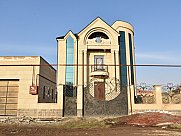 Особняк, 4 этажный, Ачапняк, Ереван