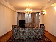Բնակարան, 5 սենյականոց, Փոքր Կենտրոն, Երևան