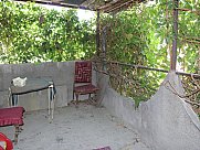 Առանձնատուն, 3 հարկանի, Էրեբունի, Երևան