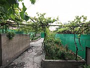 Առանձնատուն, 3 հարկանի, Արաբկիր, Երևան