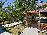 Առանձնատուն, Ձորաղբյուր, Կոտայք