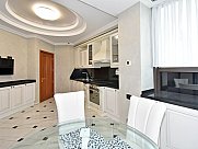 Квартира, 4 комнатная, Большой Центр, Ереван
