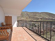 House, Axveran, Kotayk