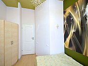 Квартира, 3 комнатная, Малый Центр, Ереван