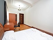 Квартира, 3 комнатная, Малый Центр, Ереван