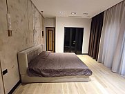 House, Mets Kentron, Yerevan