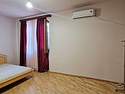 Особняк, Большой Центр, Ереван