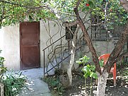 Առանձնատուն, 3 հարկանի, Էրեբունի, Երևան