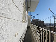 Особняк, 3 этажный, Малый Центр, Ереван