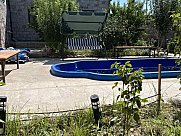 Особняк, Геганист, Арарат