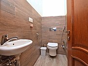 Apartment, 3 room, Mets Kentron, Yerevan