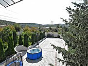 Առանձնատուն, Ծաղկաձոր, Կոտայք