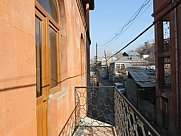 Առանձնատուն, 3 հարկանի, Մեծ Կենտրոն, Երևան