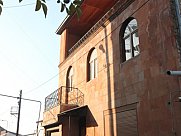 Առանձնատուն, 3 հարկանի, Մեծ Կենտրոն, Երևան