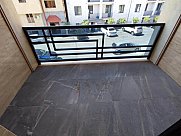 House, Mets Kentron, Yerevan