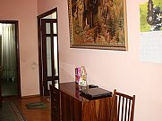 Բնակարան, 3 սենյականոց, Փոքր Կենտրոն, Երևան