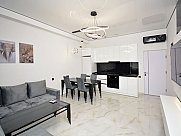 Apartment, 3 room, Mets Kentron, Yerevan