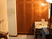 Առանձնատուն, 3 հարկանի, Փոքր Կենտրոն, Երևան