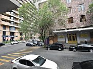 Ունիվերսալ տարածք, Փոքր Կենտրոն, Երևան