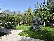 Առանձնատուն, Ծաղկաձոր, Կոտայք