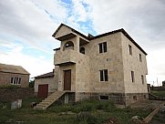 Առանձնատուն, 3 հարկանի, Պռոշյան, Կոտայք
