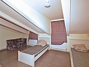 House, Mets Kentron, Yerevan