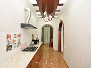 Квартира, 3 комнатная, Малый Центр, Ереван
