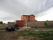 Առանձնատուն, 3 հարկանի, Պռոշյան, Կոտայք