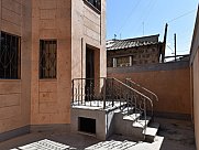 Особняк, 4 этажный, Большой Центр, Ереван