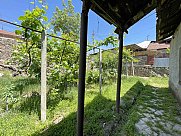 Առանձնատուն, Էրեբունի, Երևան