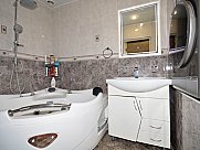Квартира, 4 комнатная, Большой Центр, Ереван