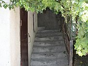 Առանձնատուն, 3 հարկանի, Էրեբունի, Երևան