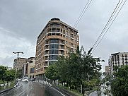 Apartment, 4 room, Mets Kentron, Yerevan