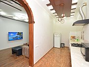 Квартира, 3 комнатная, Малый Центр, Ереван