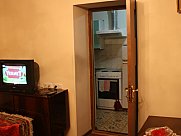 Առանձնատուն, 3 հարկանի, Փոքր Կենտրոն, Երևան