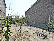Առանձնատուն, Խարբերդ, Արարատ