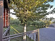 Առանձնատուն, Երնջատափ (Ապարան), Արագածոտն