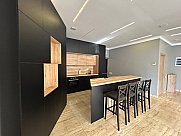 Apartment, 5 room, Mets Kentron, Yerevan