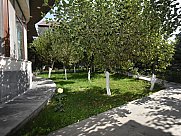 Առանձնատուն, Ծաղկաձոր, Կոտայք