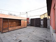 Առանձնատուն, Պտղնի, Կոտայք