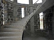 Ունիվերսալ տարածք, Աշտարակ, Արագածոտն