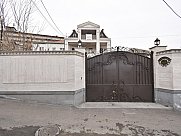 Особняк, 4 этажный, Канакер-Зейтун, Ереван