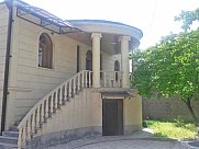 Առանձնատուն, 2 հարկանի, Մեծ Կենտրոն, Երևան