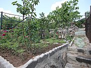 Առանձնատուն, 3 հարկանի, Փոքր Կենտրոն, Երևան