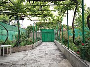 Առանձնատուն, 3 հարկանի, Արաբկիր, Երևան