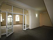 Առանձնատուն, 3 հարկանի, Արաբկիր, Երևան