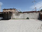 Առանձնատուն, 2 հարկանի, Վահագնի թաղամաս, Երևան